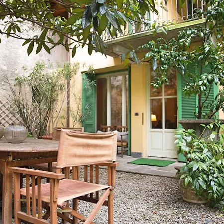 La Tinaia - Courtyard House With Private Garden * Gattico