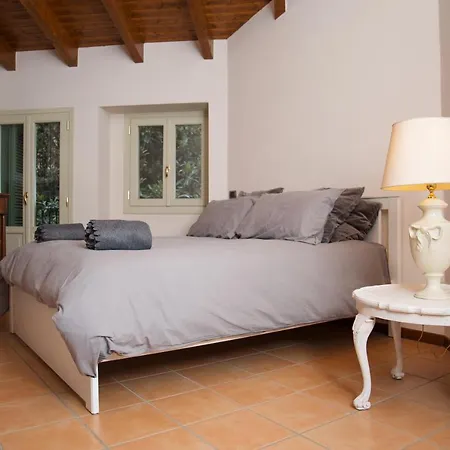 La Tinaia - Courtyard House With Private Garden Gattico